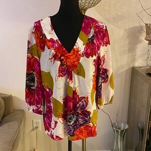 Trina Turk Floral V-Neck silk Blouse - Pink, Purple, Green size medium